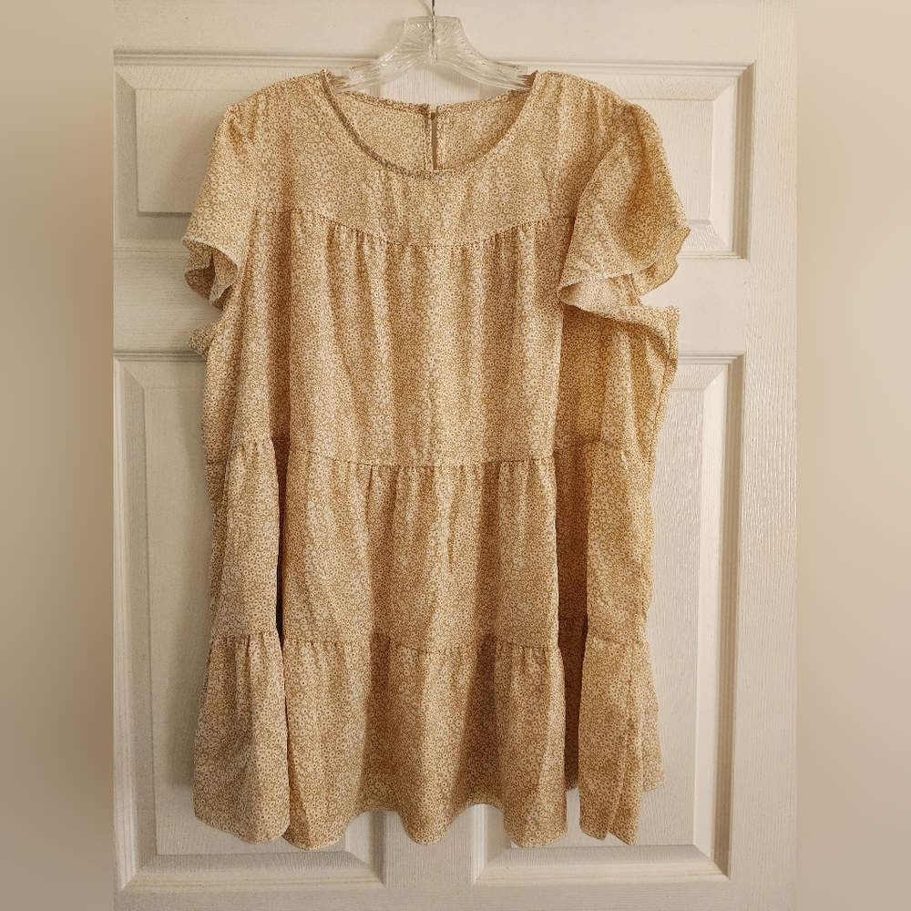 Short sleeve top/mini dress
